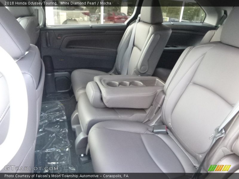 White Diamond Pearl / Mocha 2018 Honda Odyssey Touring
