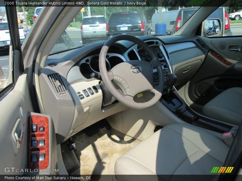 Sonora Gold Metallic / Ivory Beige 2006 Toyota Highlander Hybrid Limited 4WD