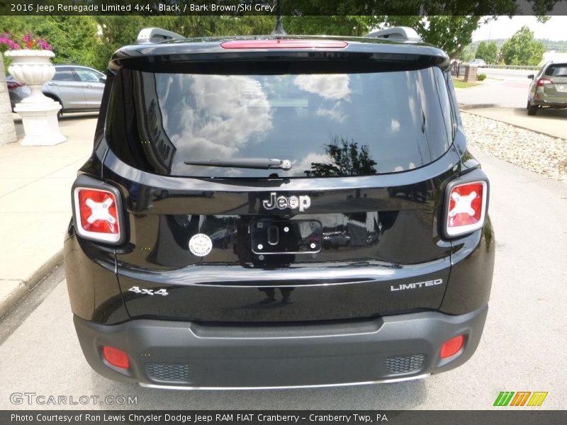 Black / Bark Brown/Ski Grey 2016 Jeep Renegade Limited 4x4