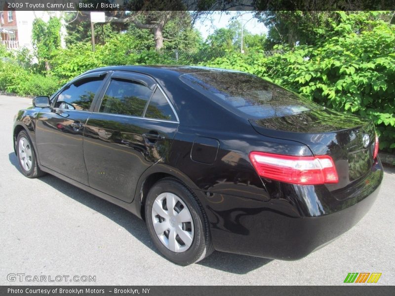 Black / Bisque 2009 Toyota Camry LE