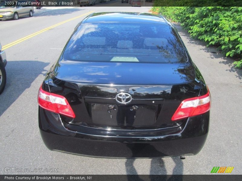 Black / Bisque 2009 Toyota Camry LE
