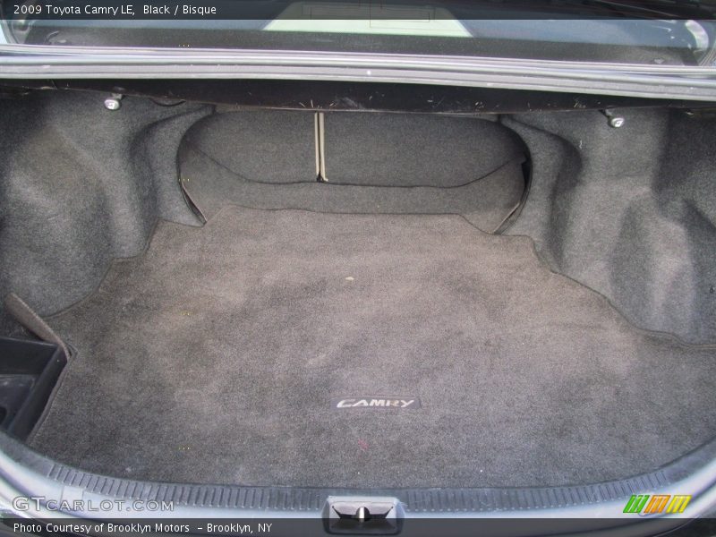 Black / Bisque 2009 Toyota Camry LE