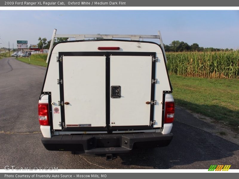 Oxford White / Medium Dark Flint 2009 Ford Ranger XL Regular Cab