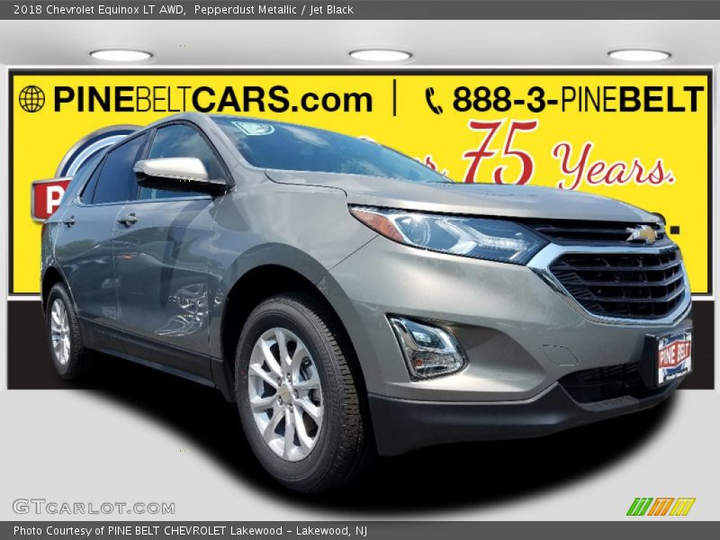 Pepperdust Metallic / Jet Black 2018 Chevrolet Equinox LT AWD