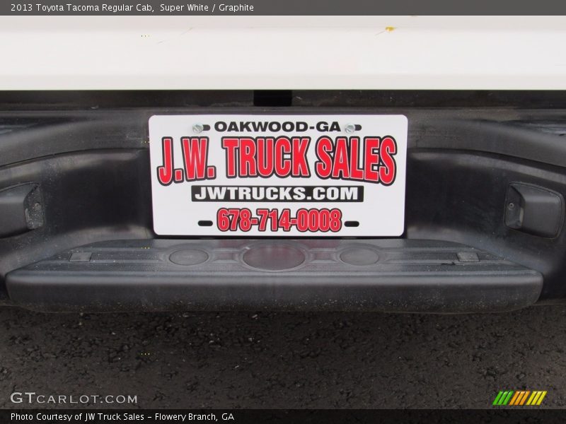 Super White / Graphite 2013 Toyota Tacoma Regular Cab