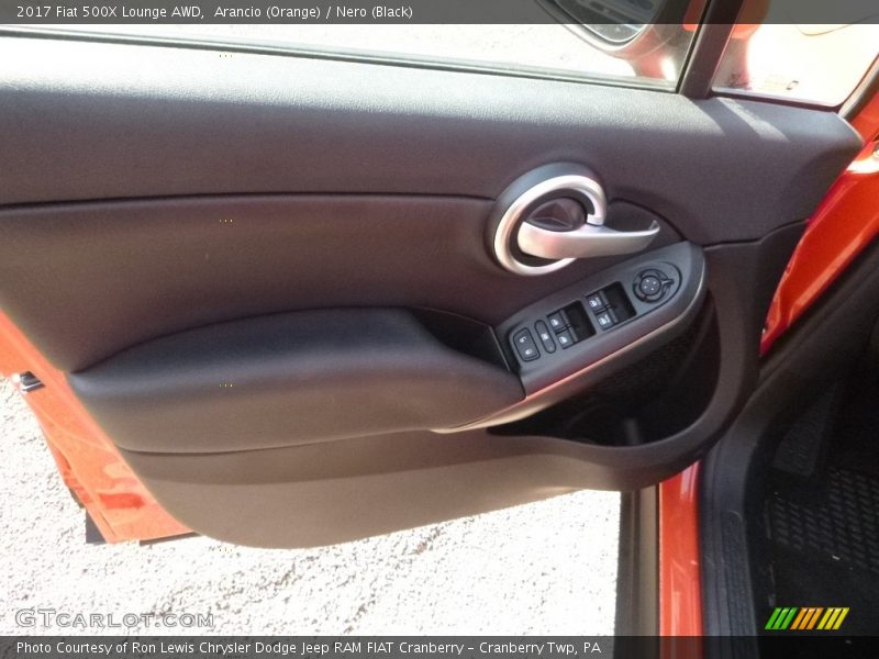 Arancio (Orange) / Nero (Black) 2017 Fiat 500X Lounge AWD