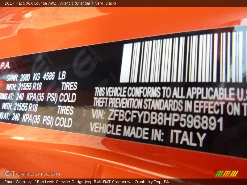 Arancio (Orange) / Nero (Black) 2017 Fiat 500X Lounge AWD