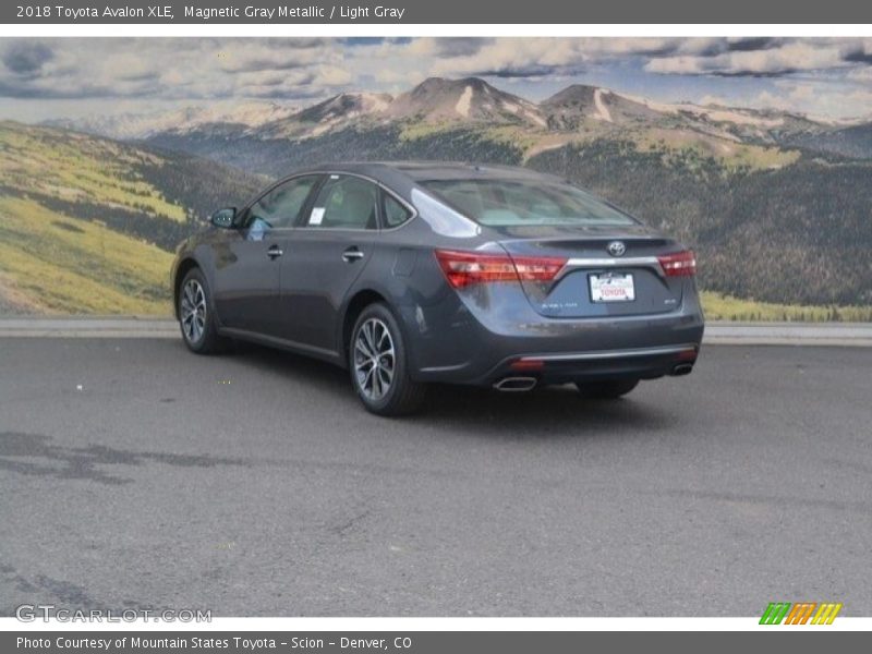 Magnetic Gray Metallic / Light Gray 2018 Toyota Avalon XLE