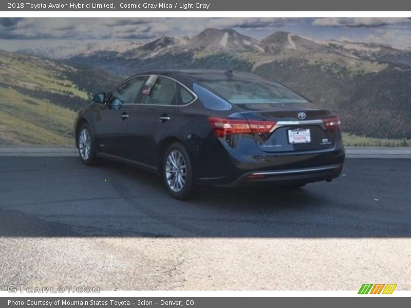 Cosmic Gray Mica / Light Gray 2018 Toyota Avalon Hybrid Limited