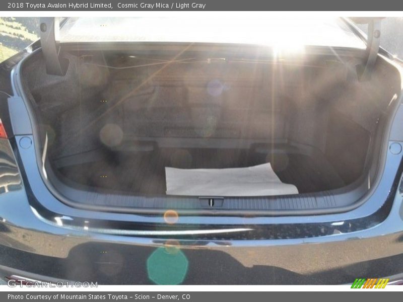 Cosmic Gray Mica / Light Gray 2018 Toyota Avalon Hybrid Limited