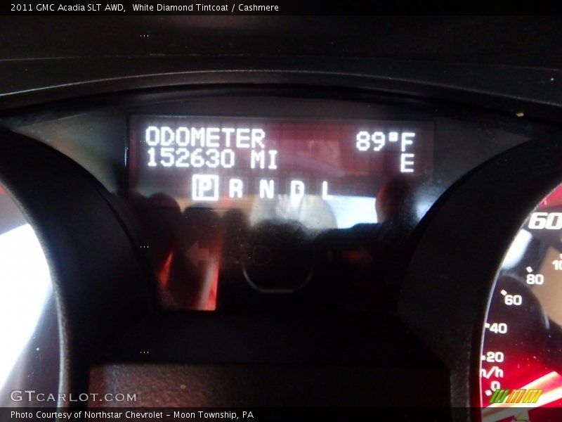 White Diamond Tintcoat / Cashmere 2011 GMC Acadia SLT AWD