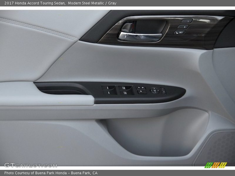 Modern Steel Metallic / Gray 2017 Honda Accord Touring Sedan