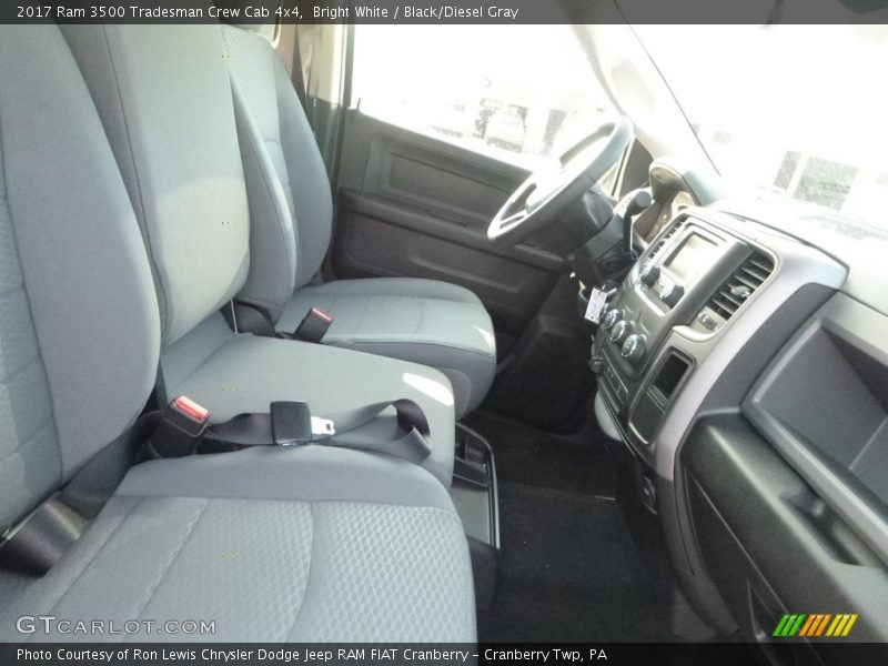 Bright White / Black/Diesel Gray 2017 Ram 3500 Tradesman Crew Cab 4x4
