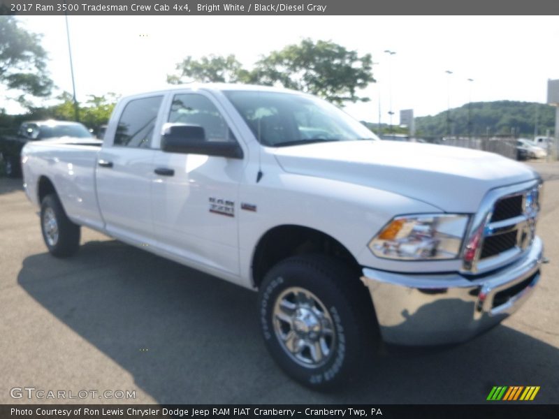 Bright White / Black/Diesel Gray 2017 Ram 3500 Tradesman Crew Cab 4x4