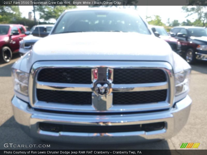 Bright White / Black/Diesel Gray 2017 Ram 3500 Tradesman Crew Cab 4x4