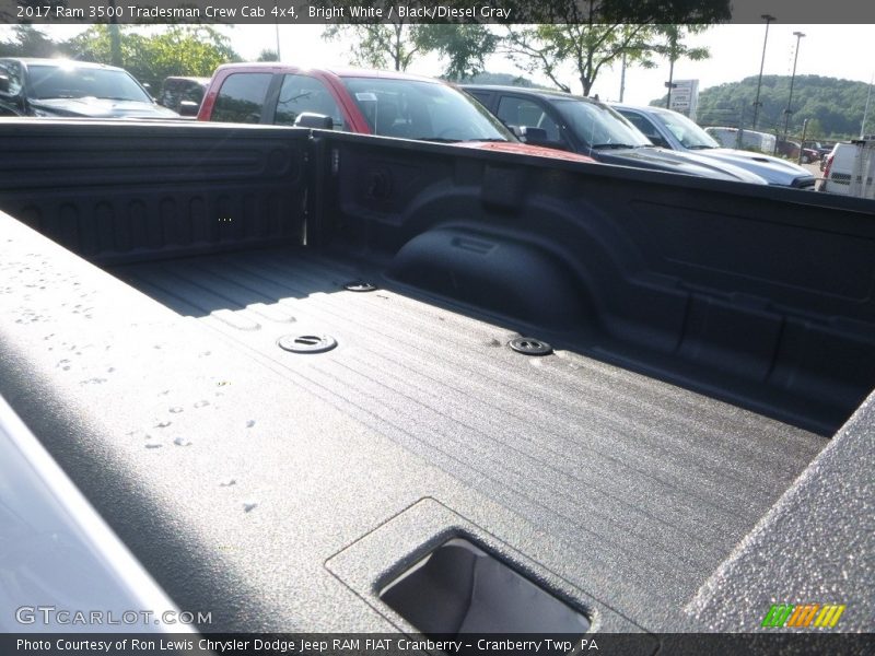 Bright White / Black/Diesel Gray 2017 Ram 3500 Tradesman Crew Cab 4x4