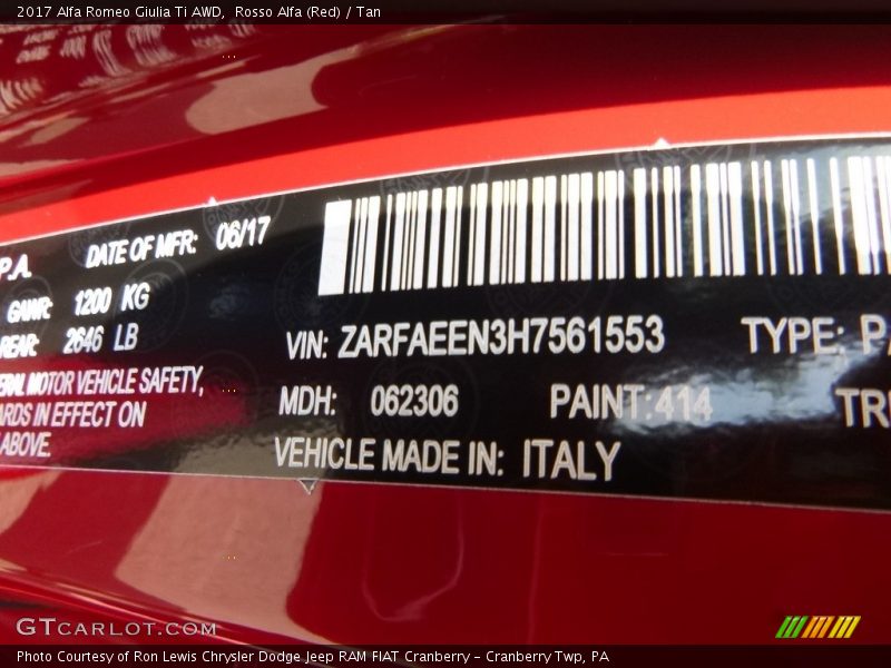 Rosso Alfa (Red) / Tan 2017 Alfa Romeo Giulia Ti AWD
