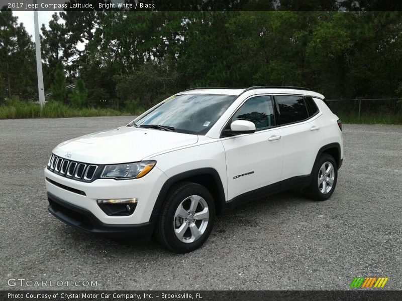 Bright White / Black 2017 Jeep Compass Latitude