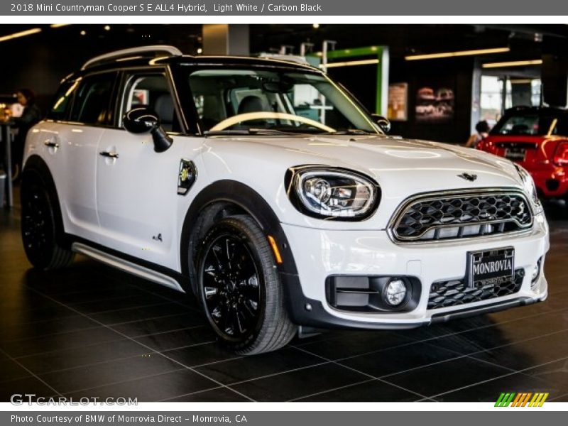 Light White / Carbon Black 2018 Mini Countryman Cooper S E ALL4 Hybrid
