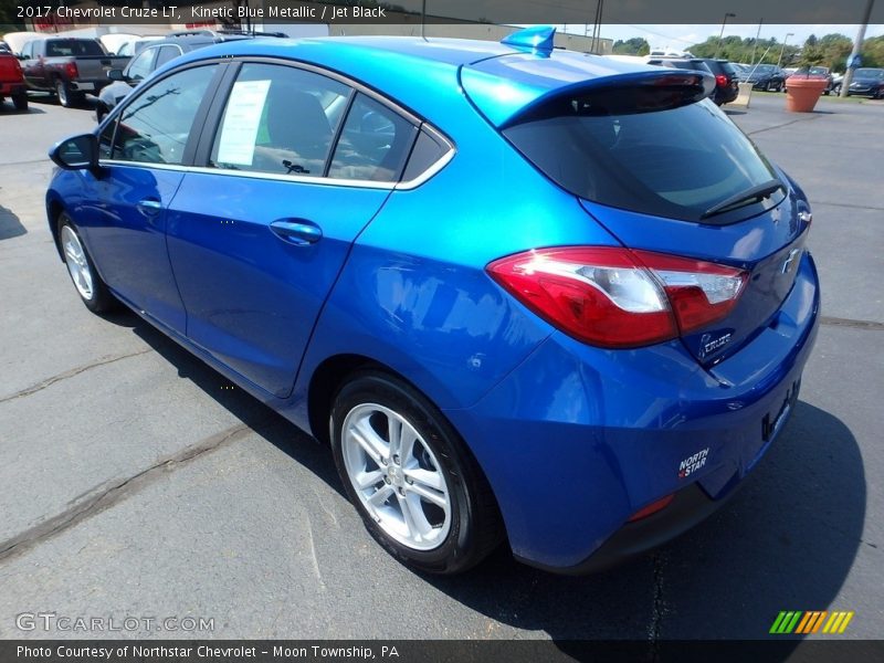 Kinetic Blue Metallic / Jet Black 2017 Chevrolet Cruze LT