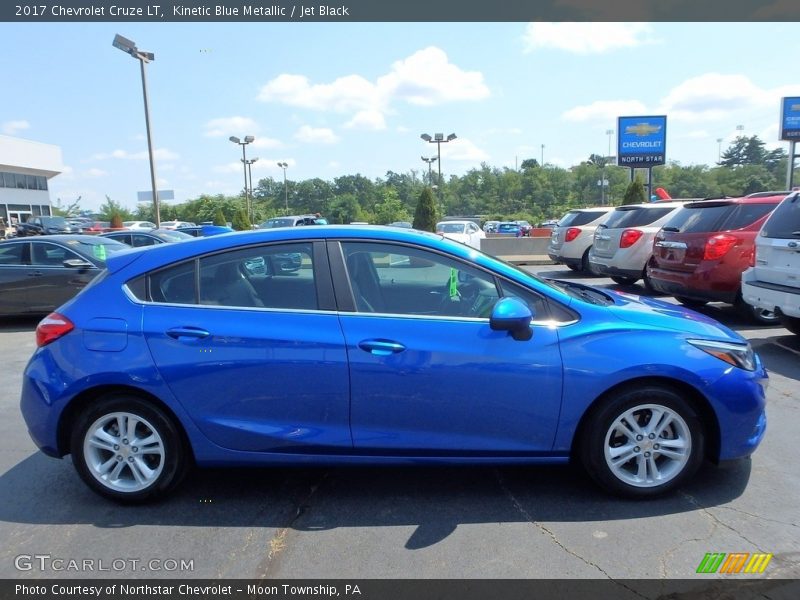 Kinetic Blue Metallic / Jet Black 2017 Chevrolet Cruze LT