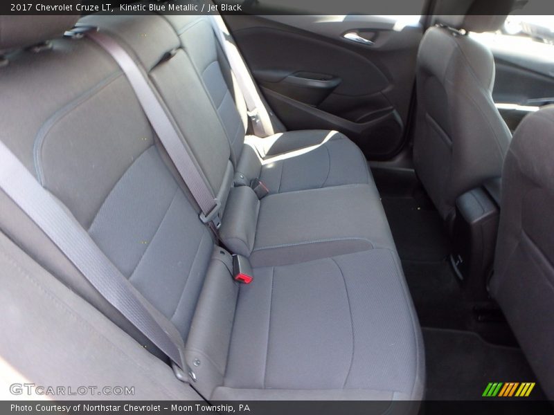 Kinetic Blue Metallic / Jet Black 2017 Chevrolet Cruze LT