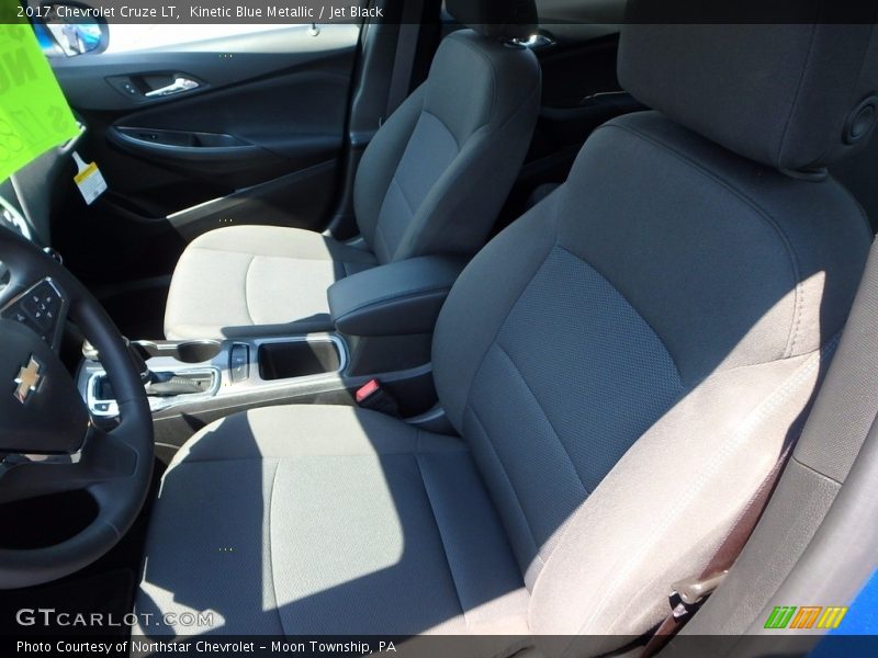 Kinetic Blue Metallic / Jet Black 2017 Chevrolet Cruze LT
