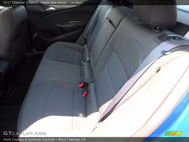 Kinetic Blue Metallic / Jet Black 2017 Chevrolet Cruze LT