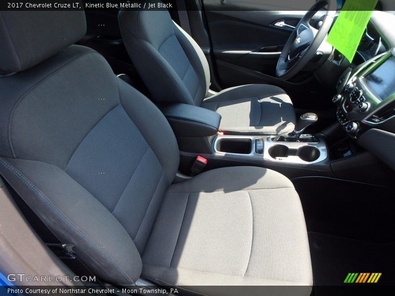 Kinetic Blue Metallic / Jet Black 2017 Chevrolet Cruze LT