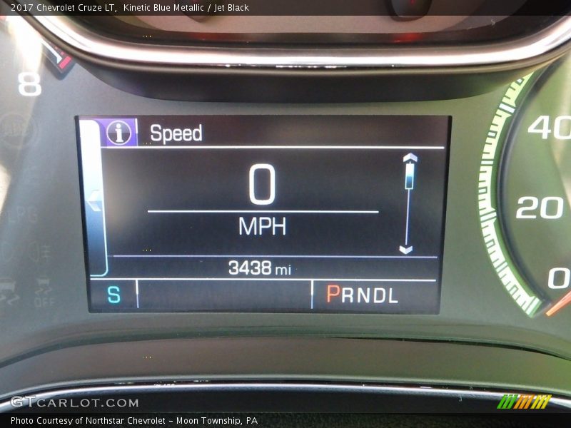 Kinetic Blue Metallic / Jet Black 2017 Chevrolet Cruze LT