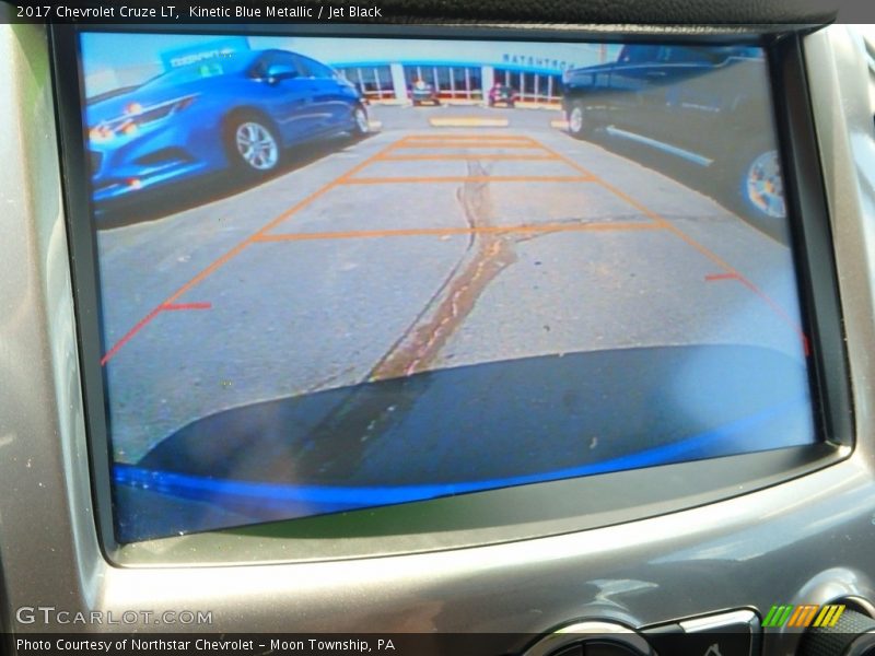 Kinetic Blue Metallic / Jet Black 2017 Chevrolet Cruze LT