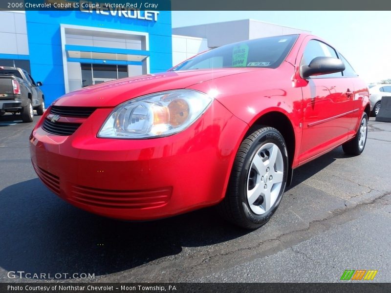 Victory Red / Gray 2006 Chevrolet Cobalt LS Coupe