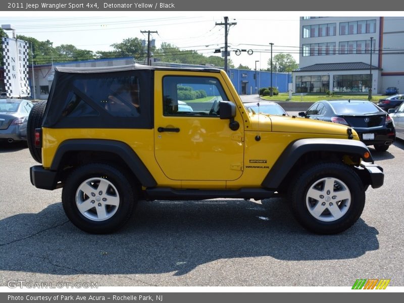 Detonator Yellow / Black 2011 Jeep Wrangler Sport 4x4