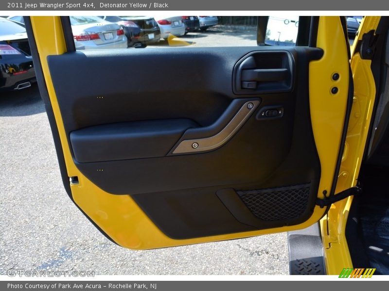 Detonator Yellow / Black 2011 Jeep Wrangler Sport 4x4