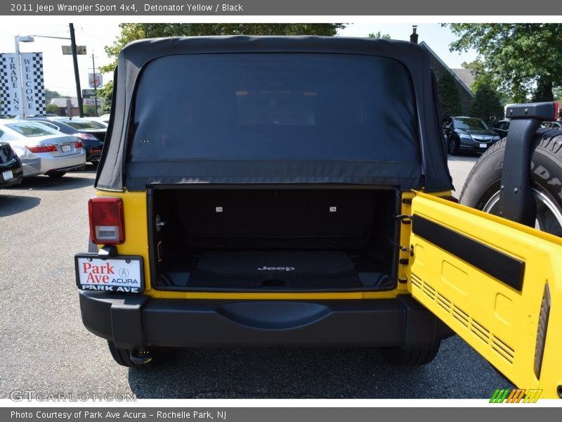 Detonator Yellow / Black 2011 Jeep Wrangler Sport 4x4