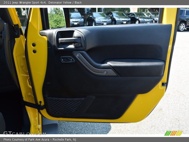 Detonator Yellow / Black 2011 Jeep Wrangler Sport 4x4