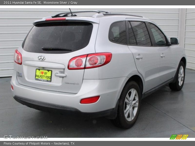 Moonstone Silver / Gray 2011 Hyundai Santa Fe SE