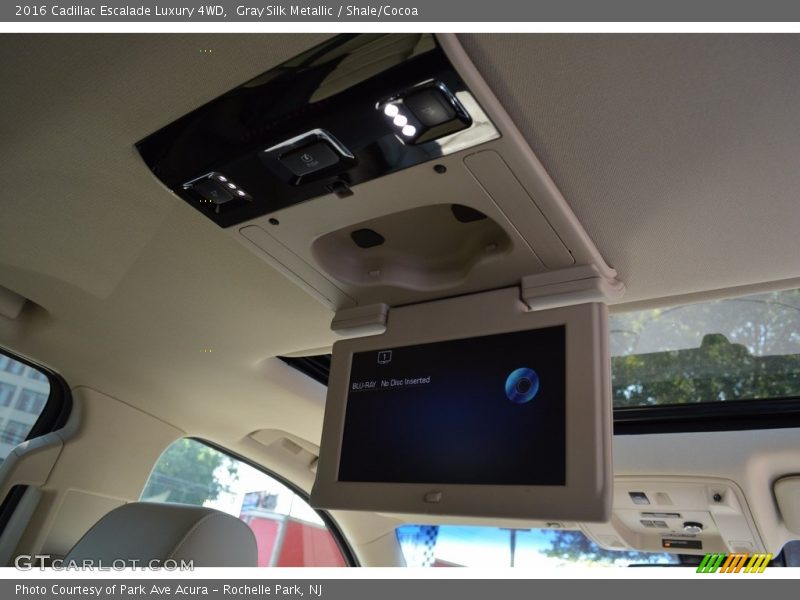 Gray Silk Metallic / Shale/Cocoa 2016 Cadillac Escalade Luxury 4WD