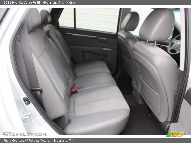 Moonstone Silver / Gray 2011 Hyundai Santa Fe SE