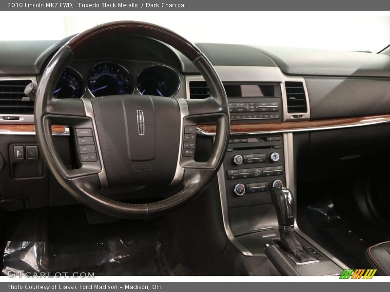 Tuxedo Black Metallic / Dark Charcoal 2010 Lincoln MKZ FWD