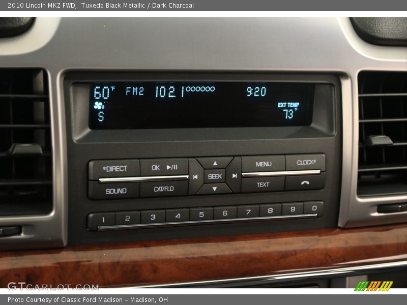 Tuxedo Black Metallic / Dark Charcoal 2010 Lincoln MKZ FWD