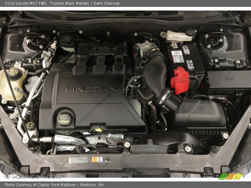 Tuxedo Black Metallic / Dark Charcoal 2010 Lincoln MKZ FWD