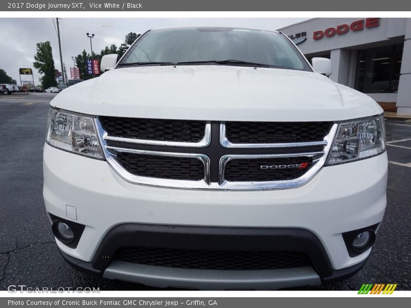 Vice White / Black 2017 Dodge Journey SXT