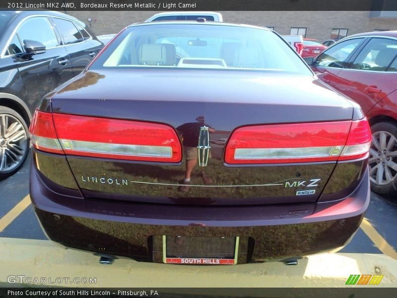 Bordeaux Reserve Metallic / Light Camel 2012 Lincoln MKZ AWD