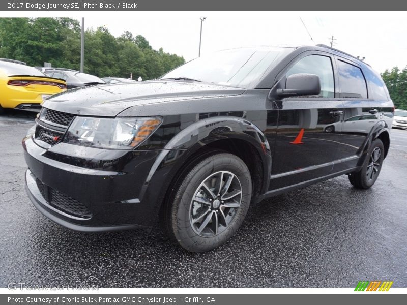 Pitch Black / Black 2017 Dodge Journey SE