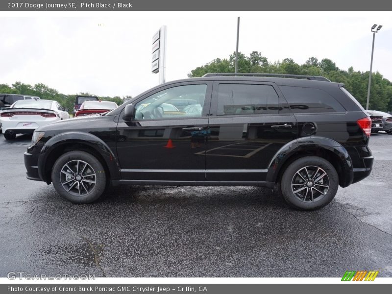 Pitch Black / Black 2017 Dodge Journey SE
