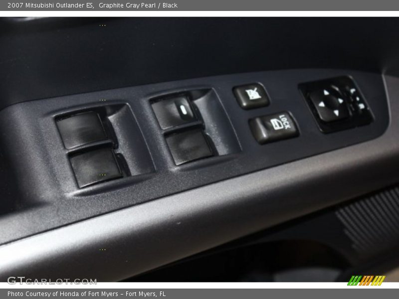 Graphite Gray Pearl / Black 2007 Mitsubishi Outlander ES