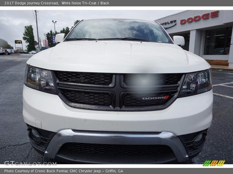 White Noise Tri-Coat / Black 2017 Dodge Journey Crossroad