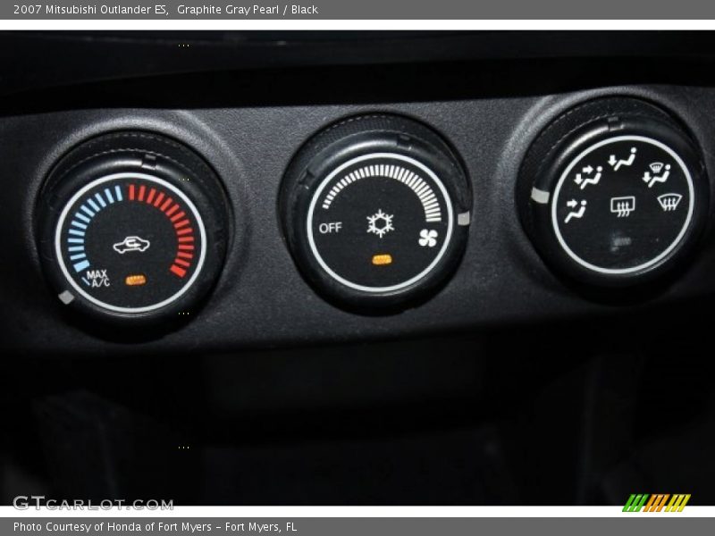 Graphite Gray Pearl / Black 2007 Mitsubishi Outlander ES
