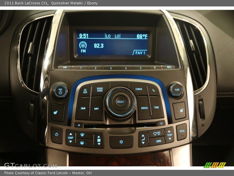 Quicksilver Metallic / Ebony 2011 Buick LaCrosse CXL